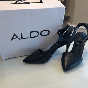 Aldo black leather heels